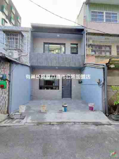 售桃園市中壢區★★★內壢站前內壢國小市場旁翻新整理透天透天1,280萬