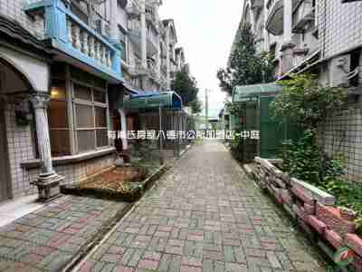 售桃園市龍潭區★★★近武漢國小歐香庭園雙車位花園別墅別墅1,600萬