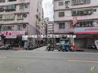 售★★★內壢後站商圈超值三房平面車位-健康城市電梯大樓898萬