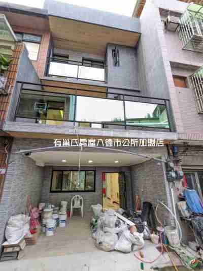 售★★★大潤發中北黃昏市場翻新整理透天透天1,680萬